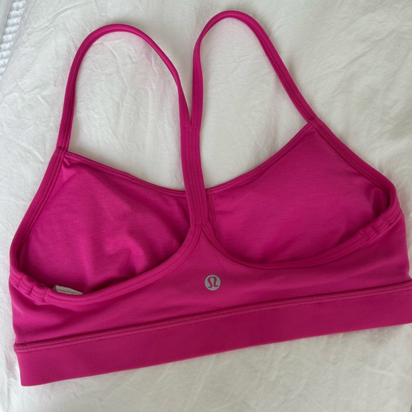 Lululemon flow y bra size 8 - Picture 3 of 4